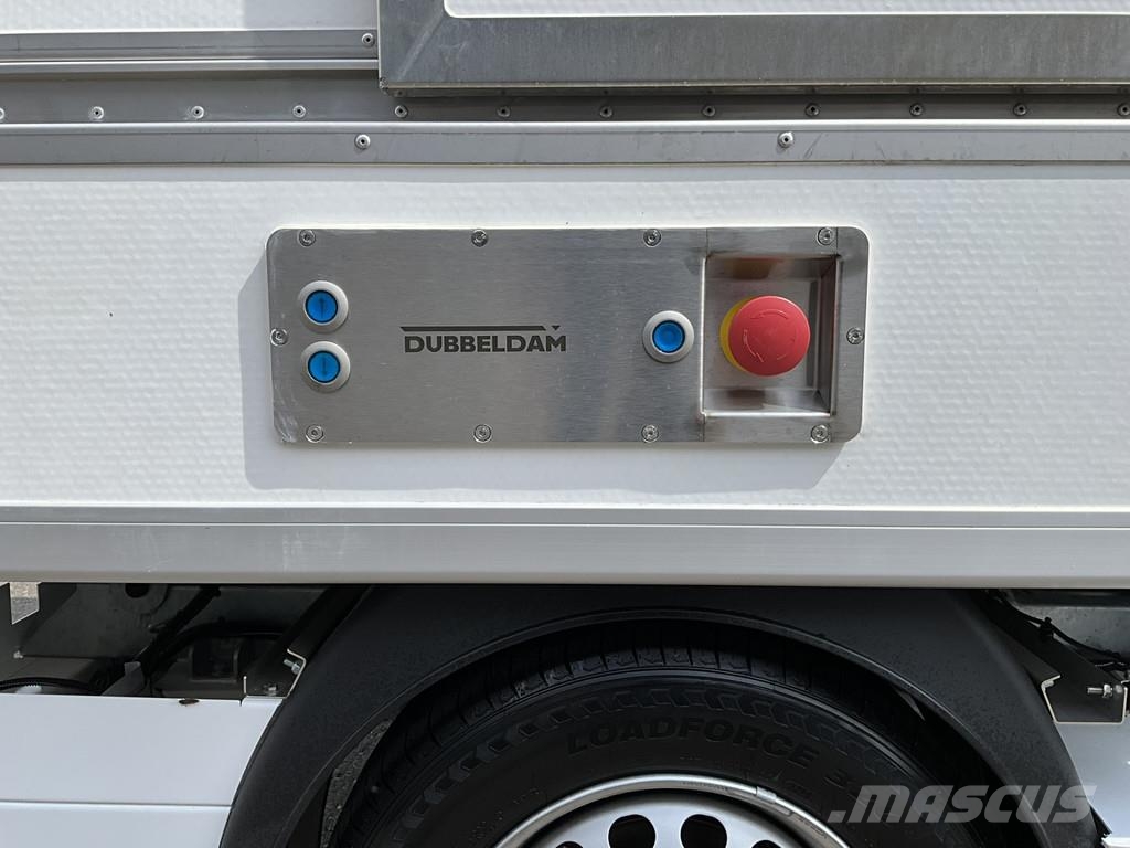 Peugeot E-Expert 100% elektrisch kippende zijlader 塵芥車、パッカー車