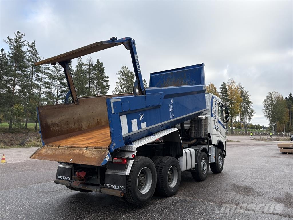 Volvo FH540 8x4 Sora- ja kippiautot