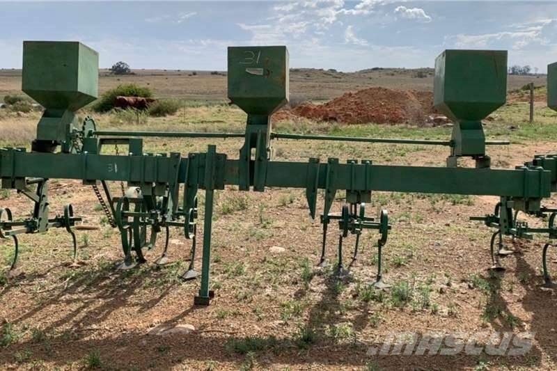 Agri Tech 3 Ry John Deere 1900 Rygewas Skoffel met Rolo Övriga bilar