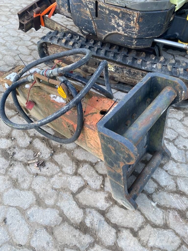 NPK E204 Hydrauliske hammere