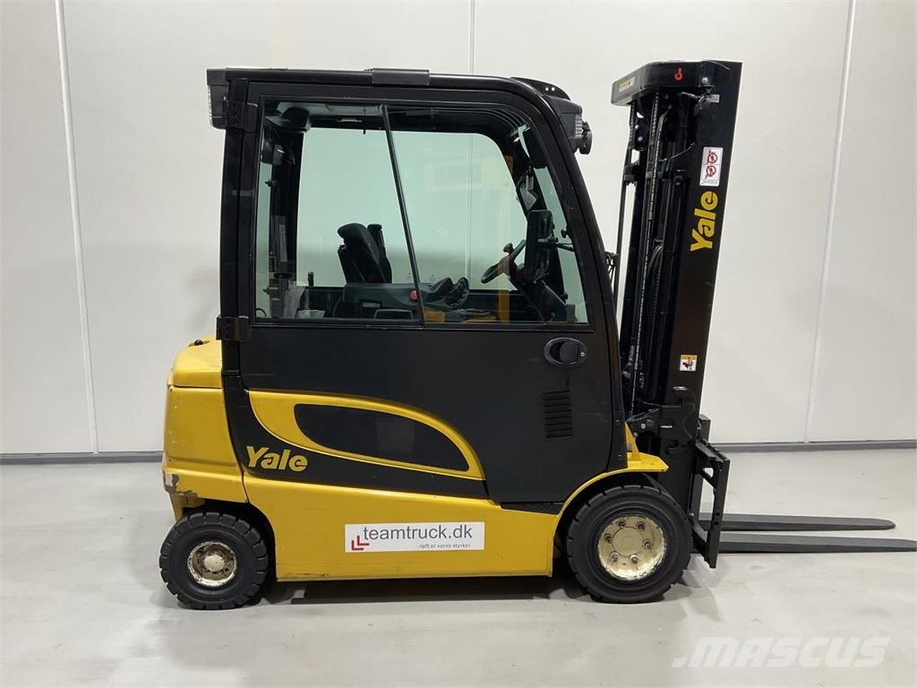 Yale ERP30VL Wózki elektryczne