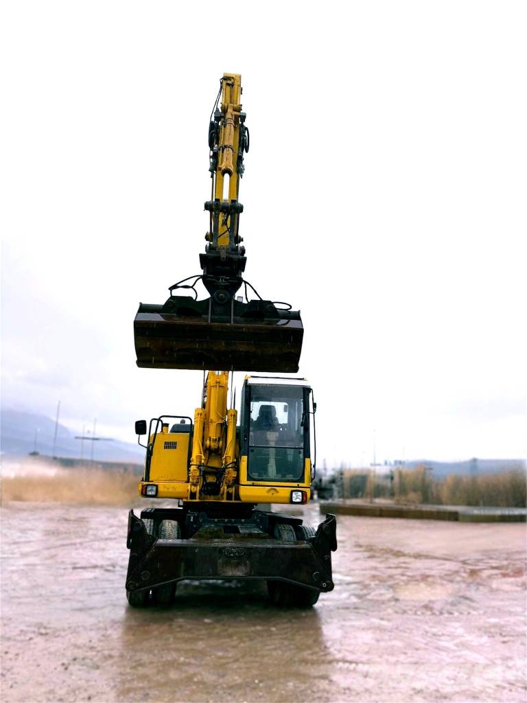 Komatsu PW 180-7 Escavadeiras de rodas