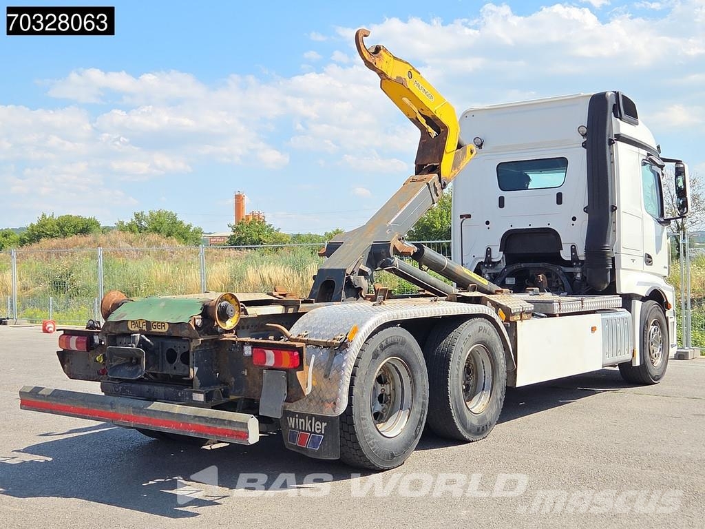 Mercedes-Benz Actros 2545 6X2 Palfinger 22t Hooklift Retarder Li Camiones polibrazo