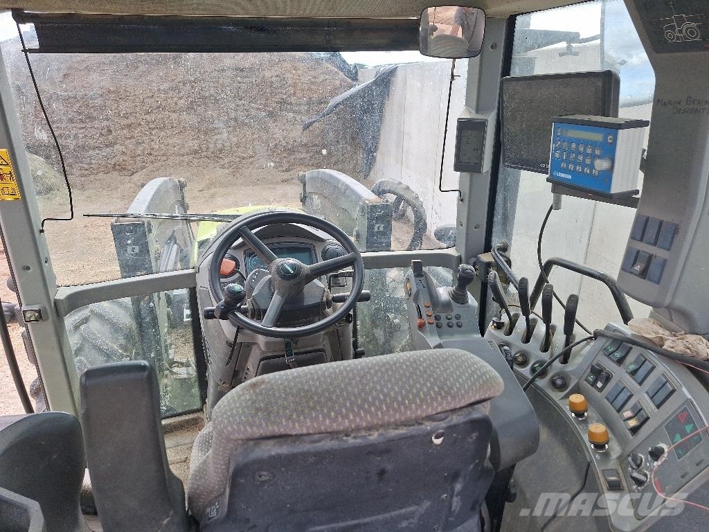 CLAAS ARION 640 Traktorji