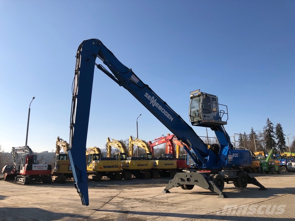 Sennebogen 830 Bageri za manipuliranje materijalom / otpadom