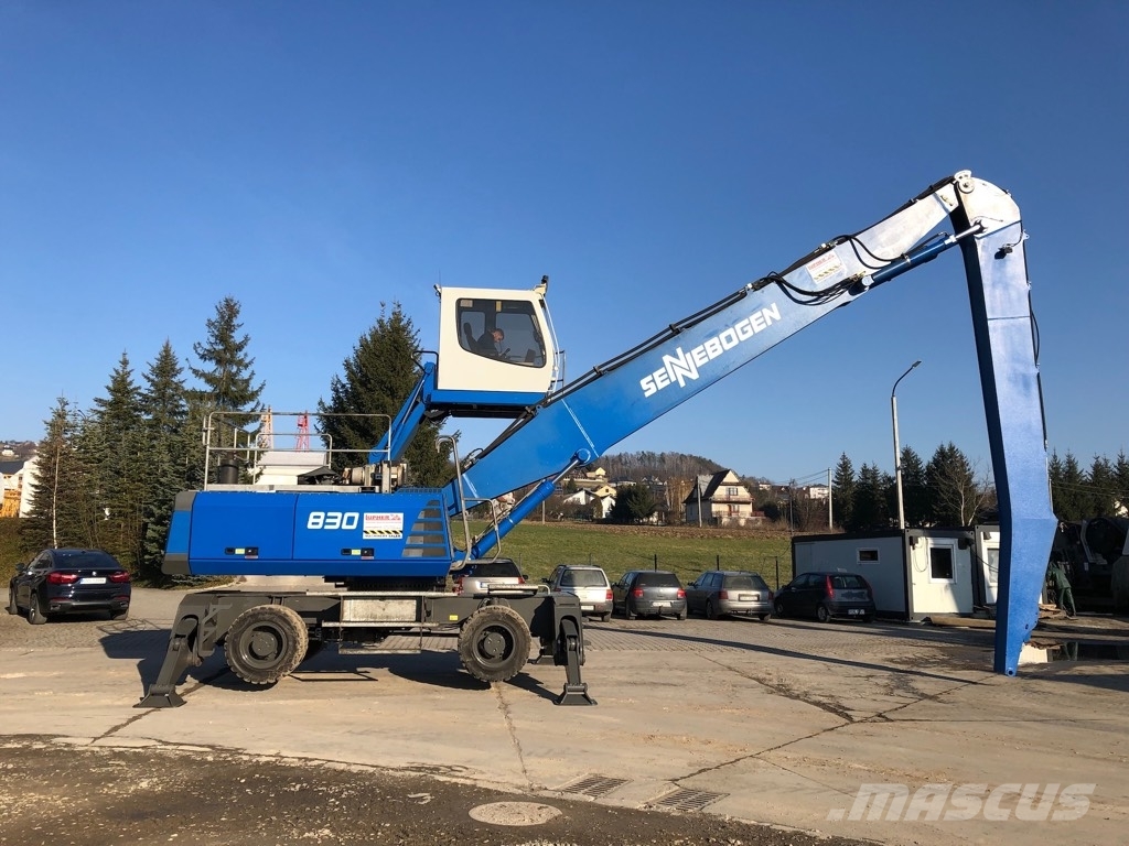 Sennebogen 830 Bageri za manipuliranje materijalom / otpadom