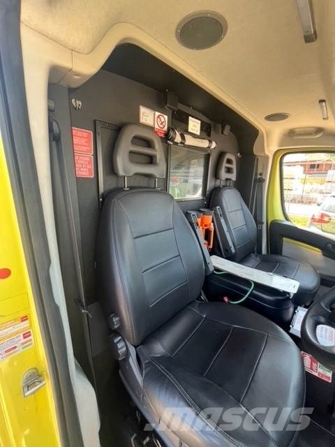 Fiat Ducato A&E Fiat Ducato A&E Vehicle with Stryker Pr Emergency vehicles