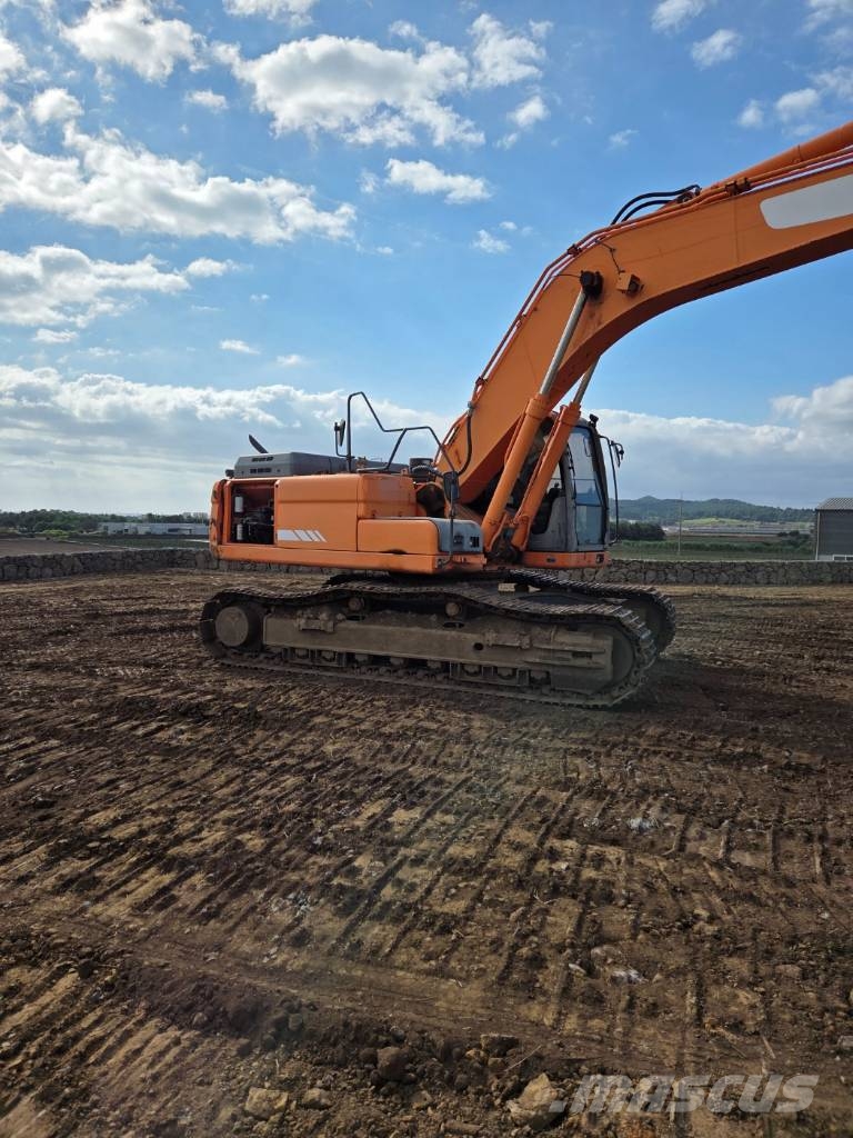 Doosan DX 300 LC-3 履带挖掘机