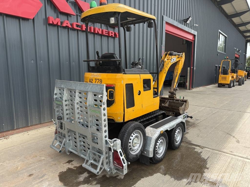 JCB 15 C-1 1.5t Mini Excavator with New 2.7t Trailer Minikaivukoneet < 7t