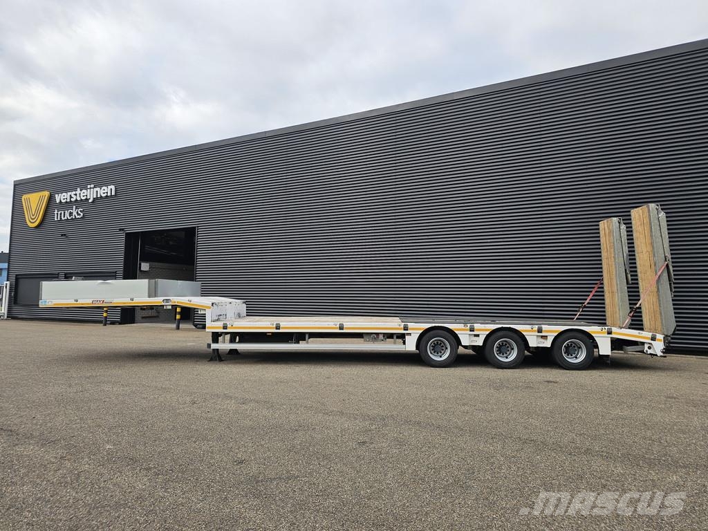 MAX Trailer MAX 110 / 3 X STEERING AXLE / HYDRAULIC RAMP Poluprikolice labudice