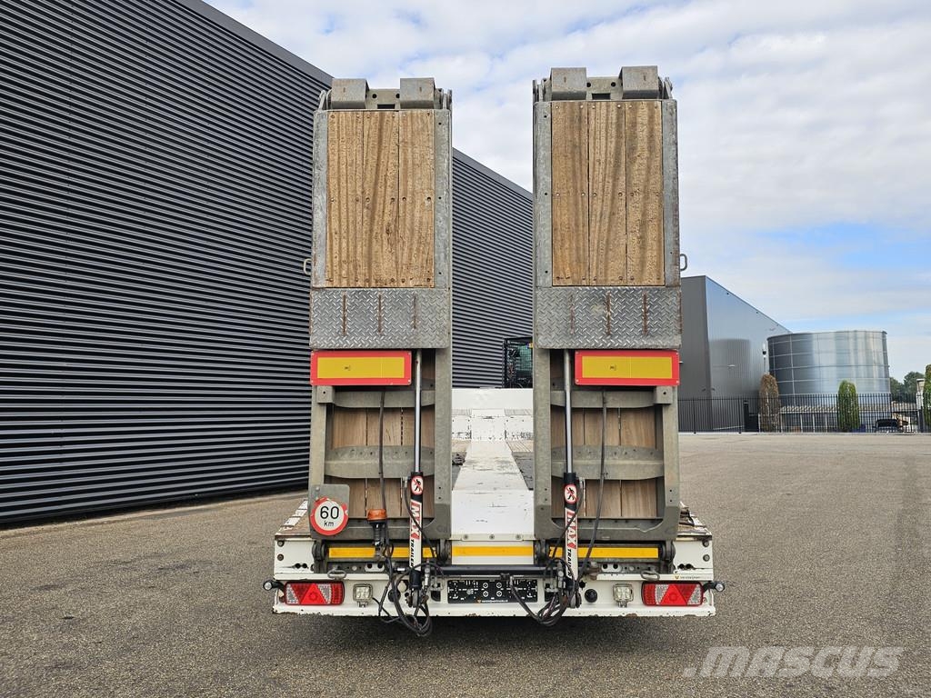 MAX Trailer MAX 110 / 3 X STEERING AXLE / HYDRAULIC RAMP Poluprikolice labudice
