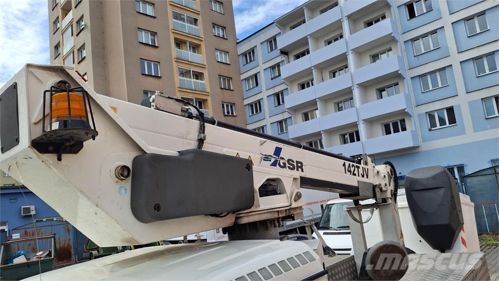 Mercedes-Benz G 300 CDI Kamioni-šasije