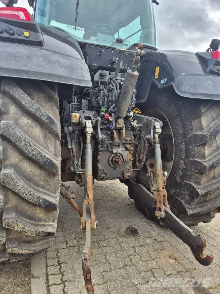 Valtra S394 Tractoare