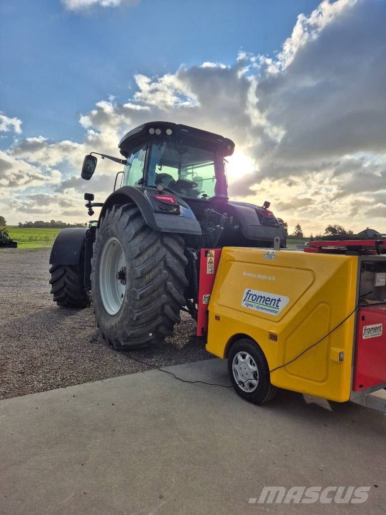 Valtra S394 Tractoare