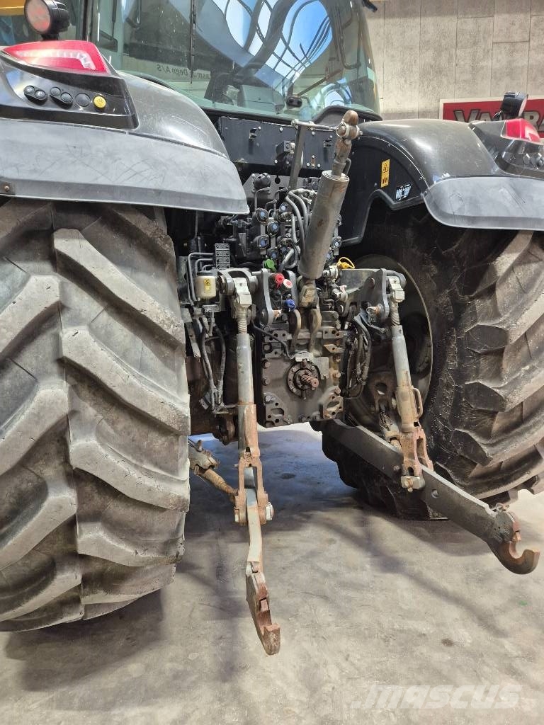 Valtra S394 Tractoare