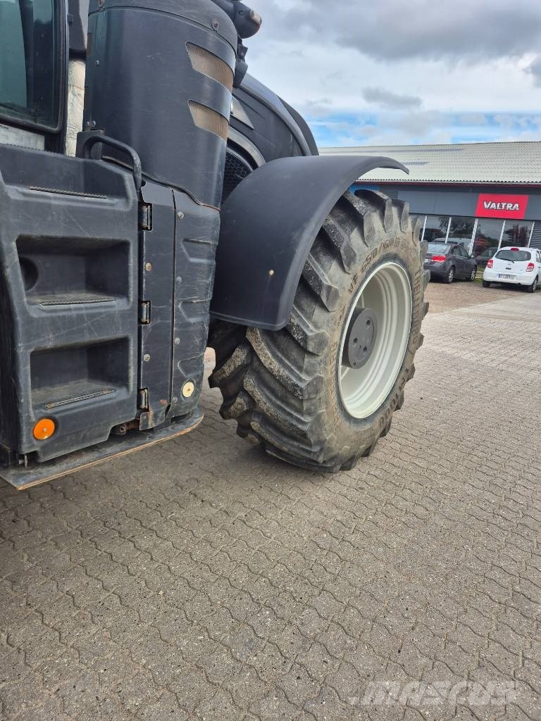 Valtra S394 Tractoare