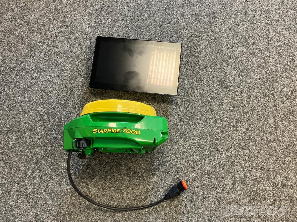 John Deere T560 Combine harvesters