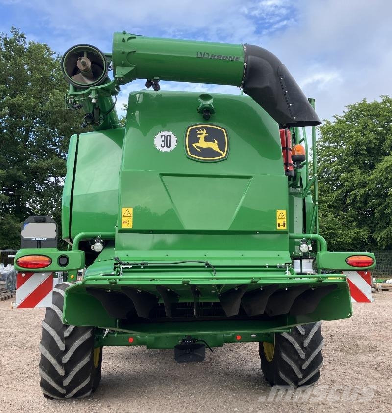 John Deere T560 Combine harvesters