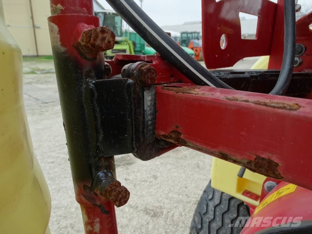 Hardi Zaturn Plus 2000 Прицепные опрыскиватели