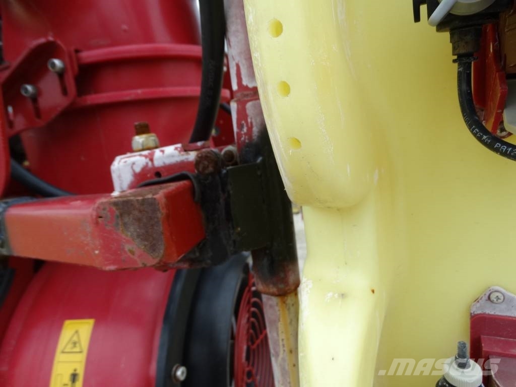 Hardi Zaturn Plus 2000 Прицепные опрыскиватели