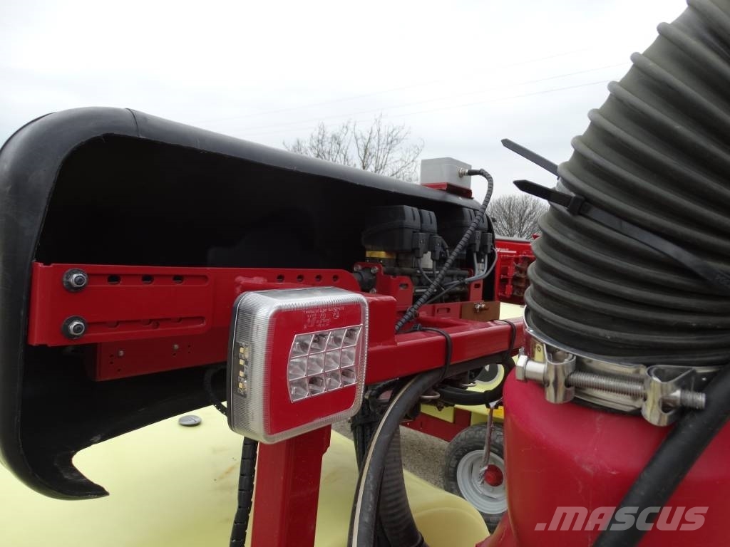 Hardi Zaturn Plus 2000 Прицепные опрыскиватели