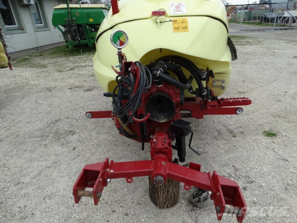 Hardi Zaturn Plus 2000 Прицепные опрыскиватели