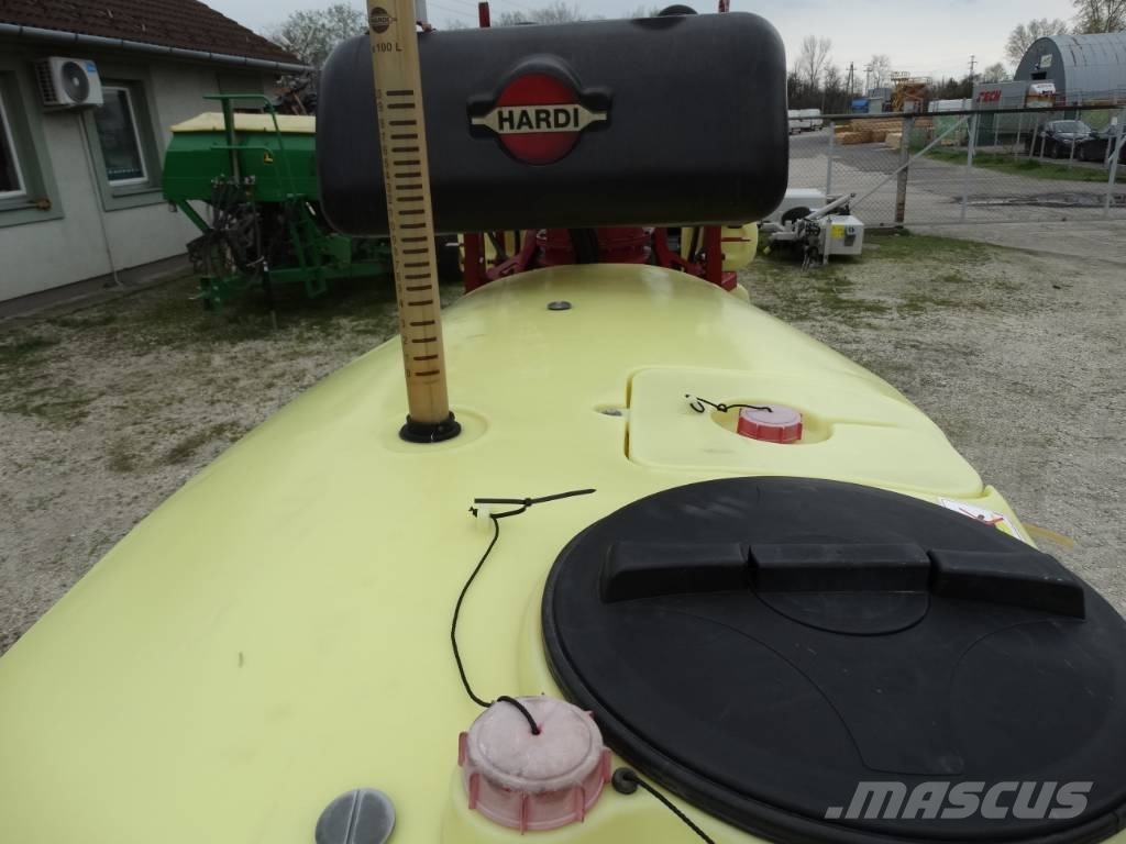 Hardi Zaturn Plus 2000 Прицепные опрыскиватели