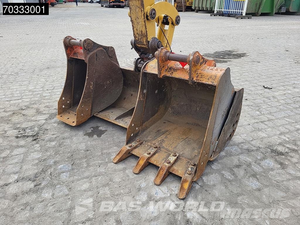 CAT 305 E2 CR 3 Buckets Mini pelle < 7t