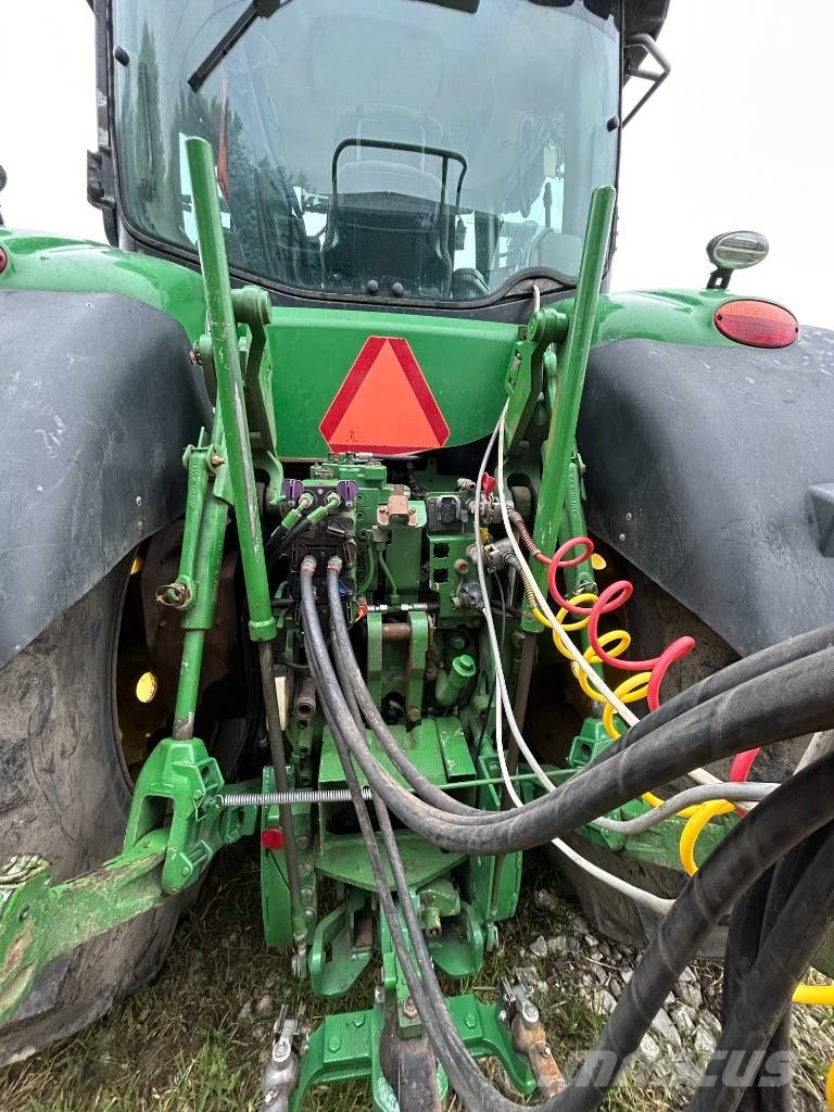John Deere 7290R Traktory