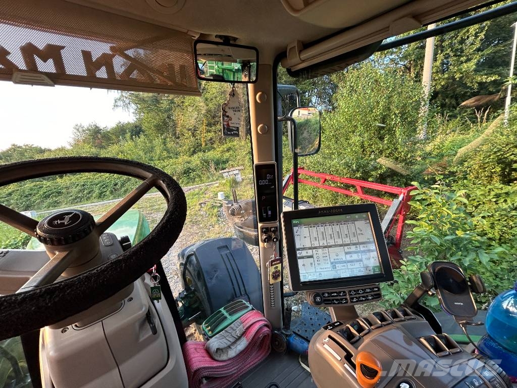 John Deere 7290R Traktory