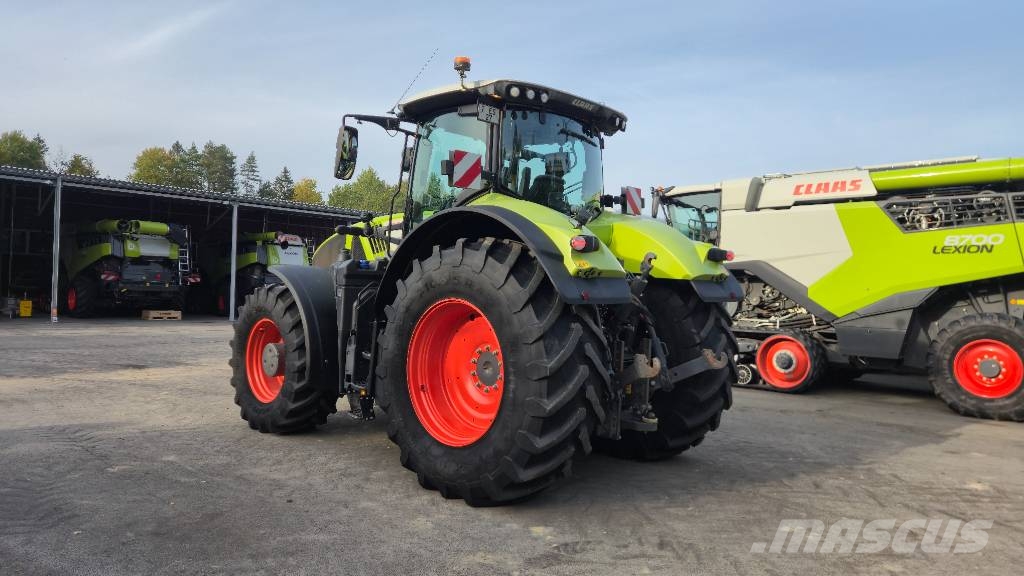CLAAS Axion 930 Traktori