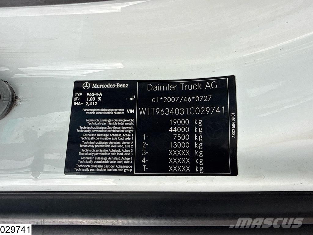 Mercedes-Benz Actros 1845 EURO 6d Vetopöytäautot