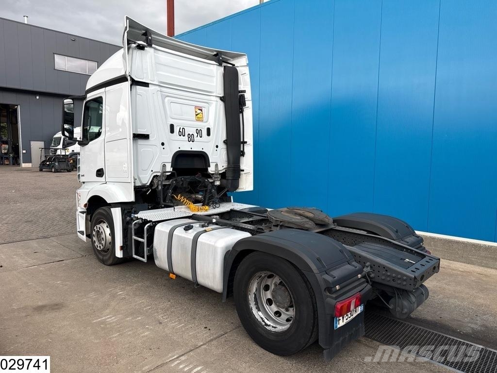 Mercedes-Benz Actros 1845 EURO 6d Vetopöytäautot