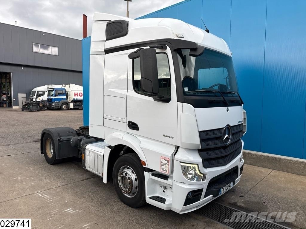Mercedes-Benz Actros 1845 EURO 6d Vetopöytäautot