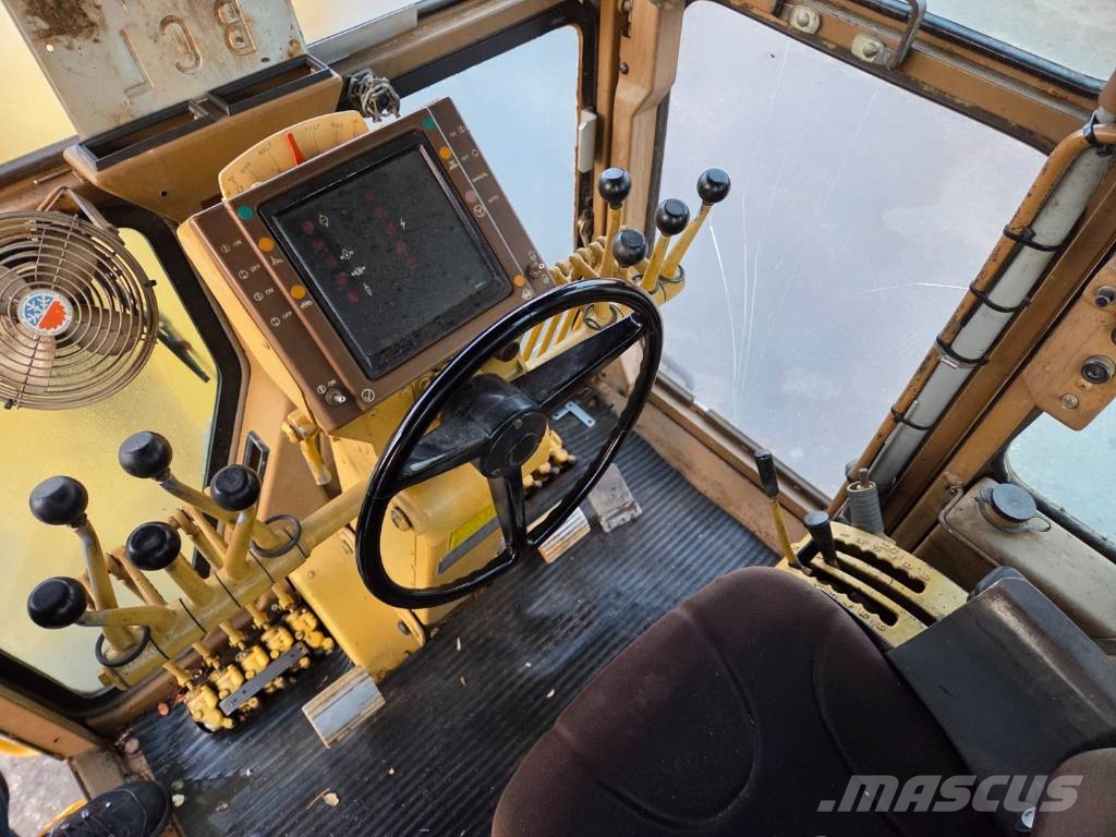 CAT 140 G Grederji