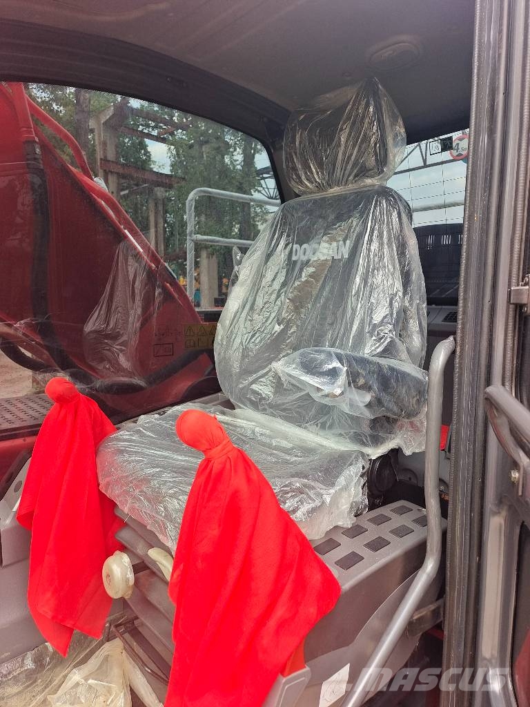 Doosan DX 225 made in Korea Paletli ekskavatörler