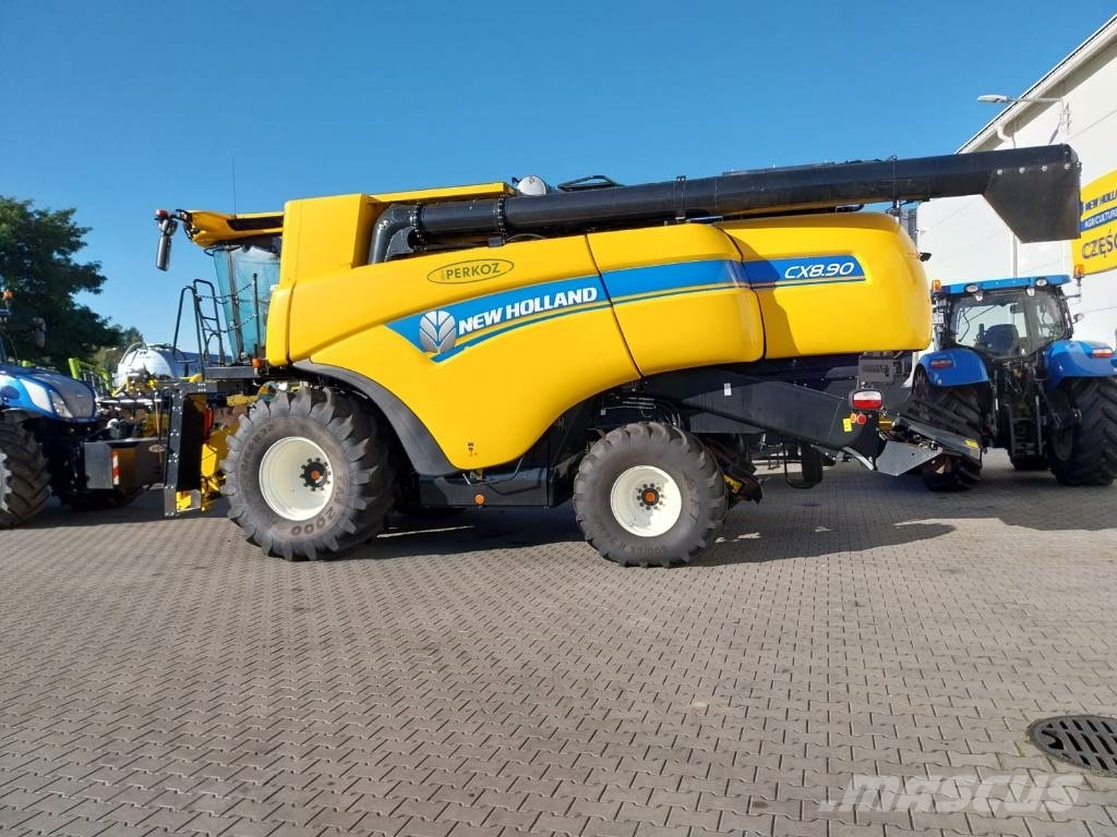 New Holland CX 8.90 حصادات