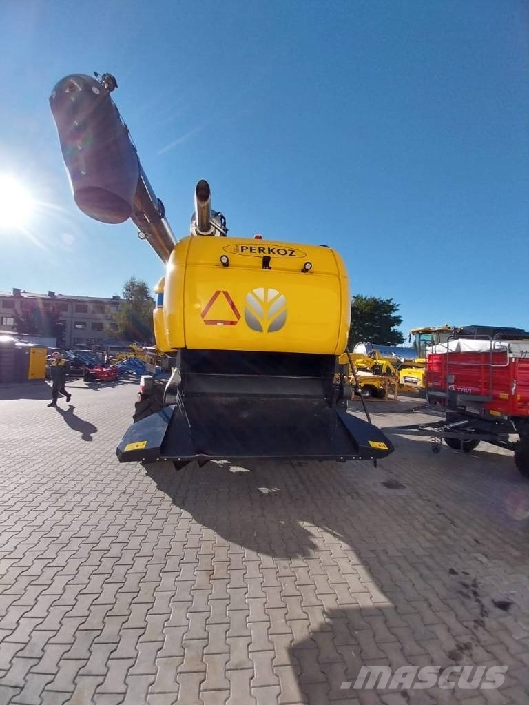 New Holland CX 8.90 حصادات