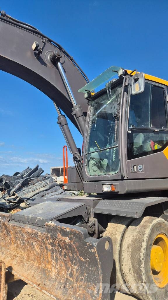 Volvo EW205E Hjulgrävare
