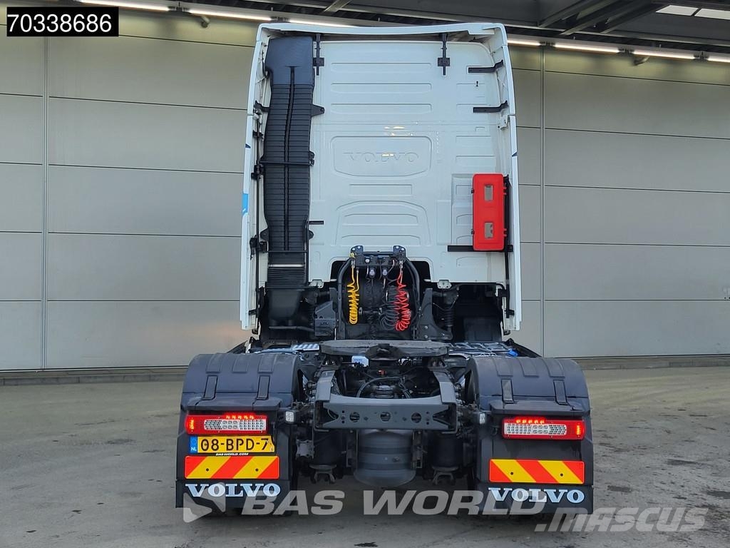 Volvo FH 500 FH 4X2 XL NL-Truck 2xTanks I-ParkCool Sadulveokid