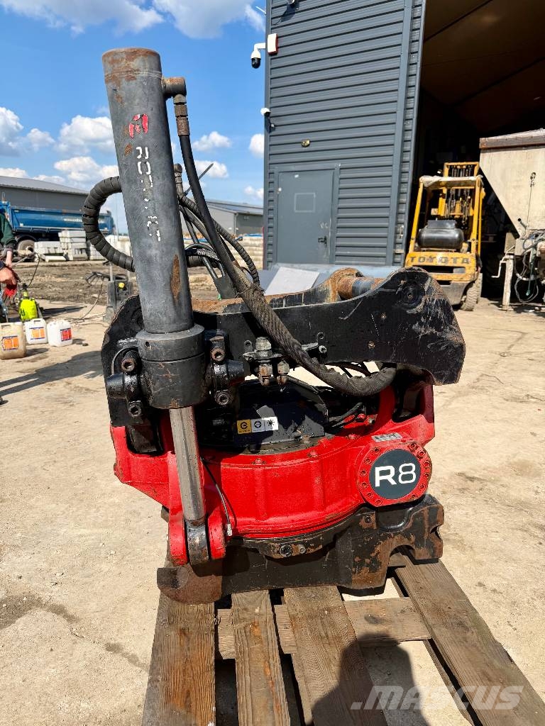 Rototilt R 8 دوارات