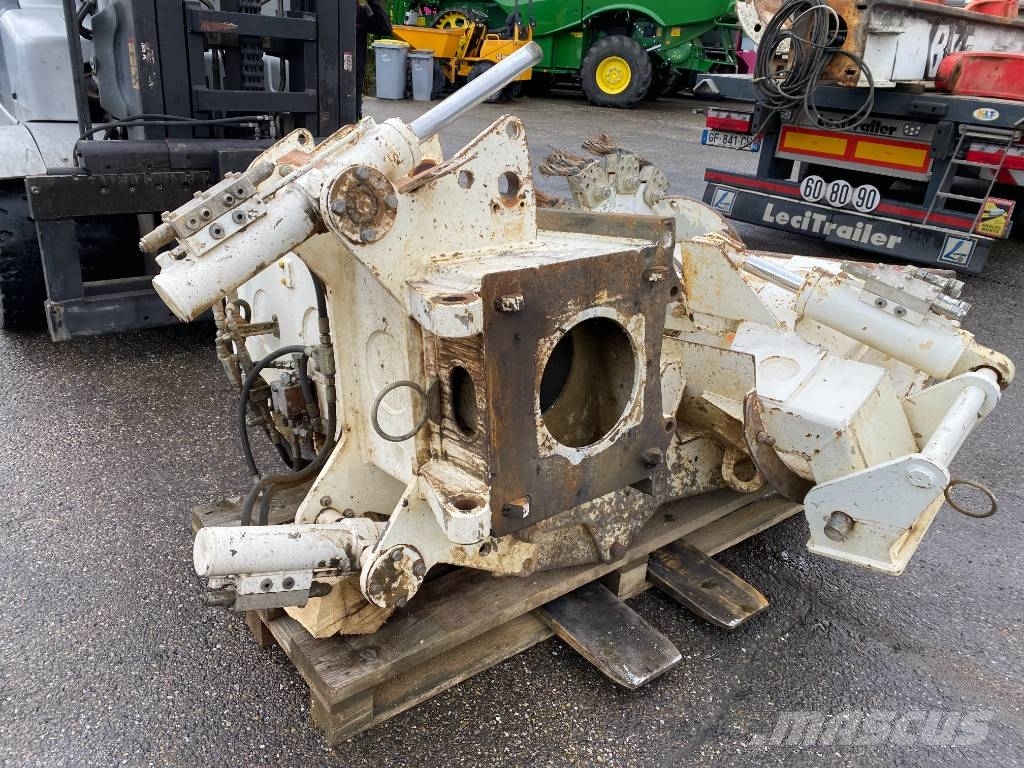Casagrande B 175 XP 1er Main/Origine Française endommagée Waterwell drill rigs
