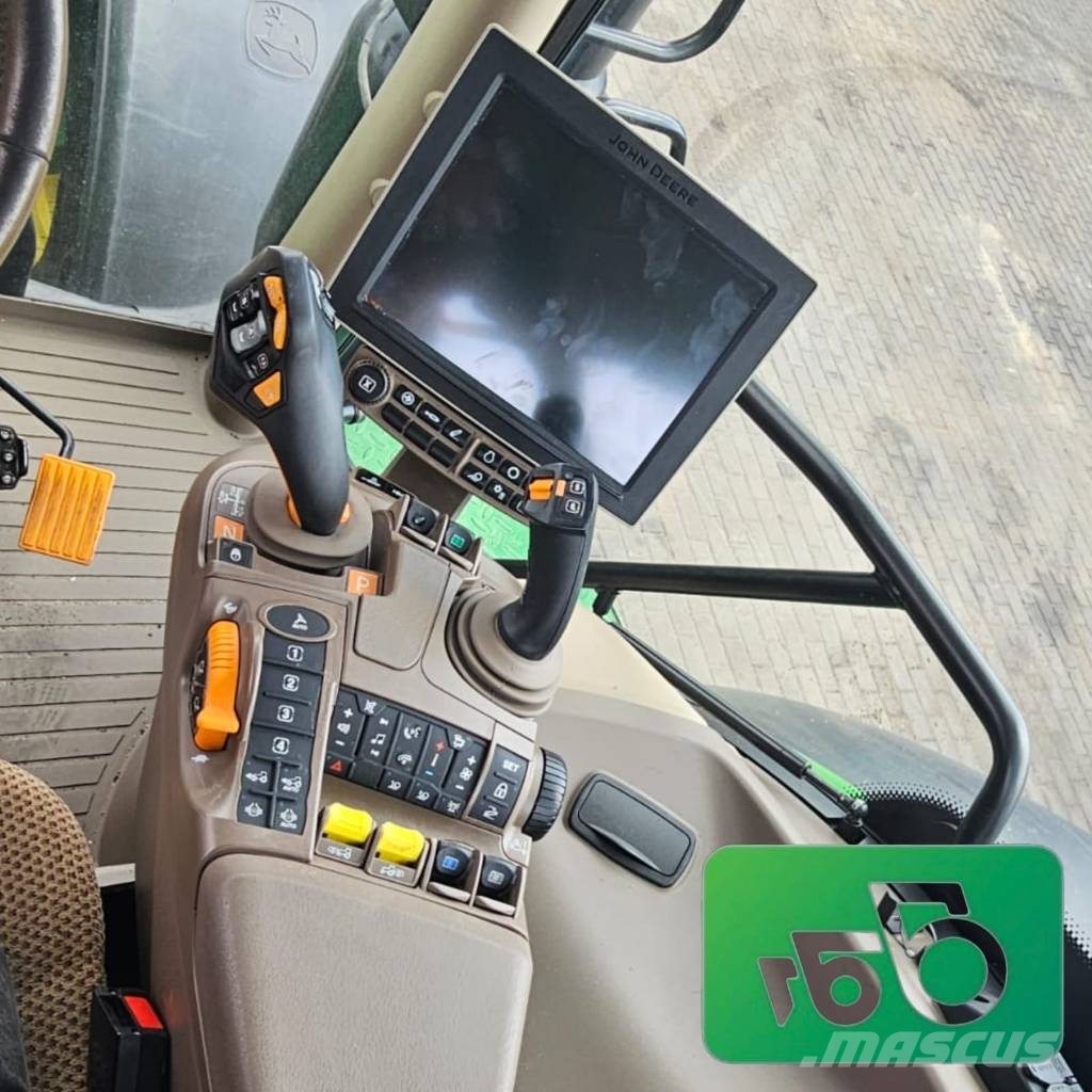 John Deere Console Armrest Joystick Monitor PFA10760 Chasís
