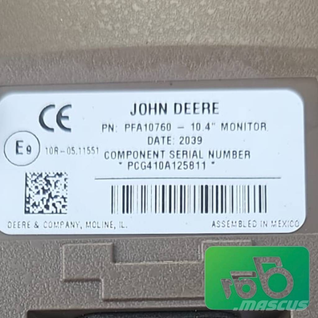 John Deere Console Armrest Joystick Monitor PFA10760 Chasís