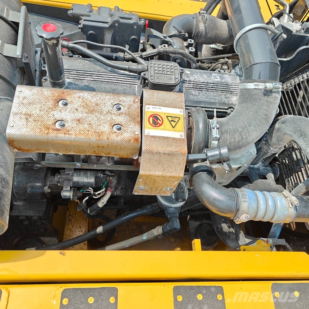 Komatsu 350-8 Εκσκαφείς με ερπύστριες