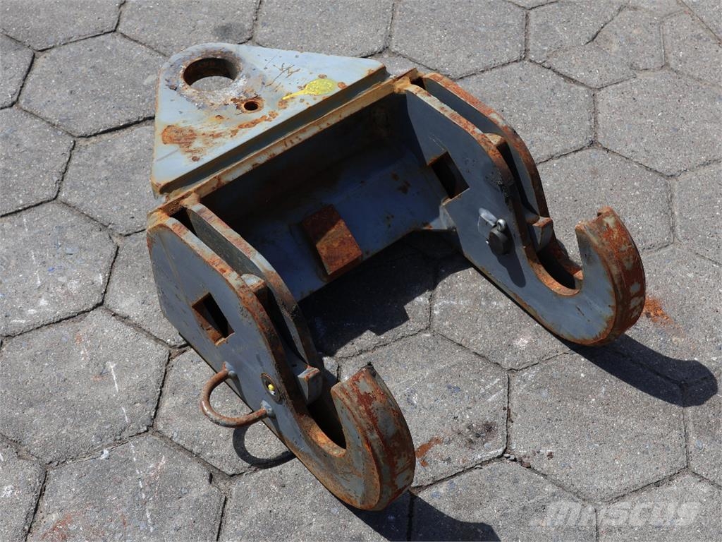  SCHNELLWECHSEL-GELENKLASC Farm machinery
