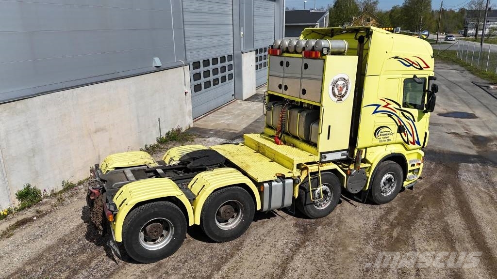 Scania R 730 8X4 Vilcēji