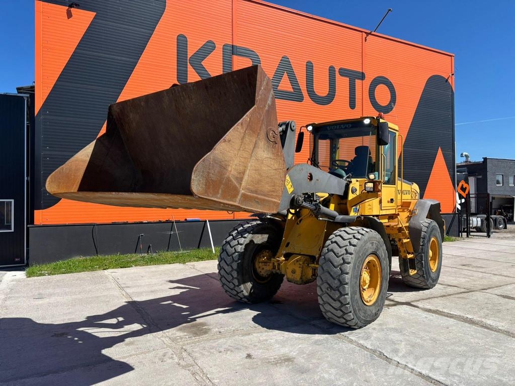 Volvo L 90 E 4x4 CENTRAL LUBRICATION / QUICK COUPLER / A Pyöräkuormaajat