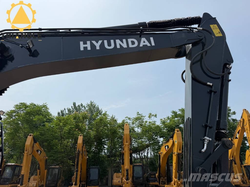Hyundai HX 225 HD 履带挖掘机