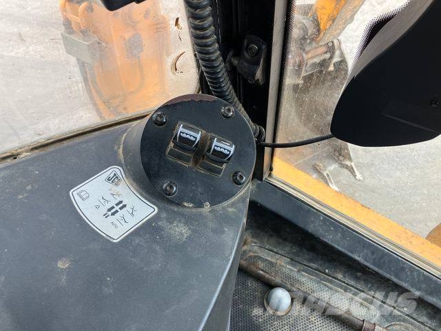 JCB 3CX AEC Kazıcı yükleyiciler - beko loder
